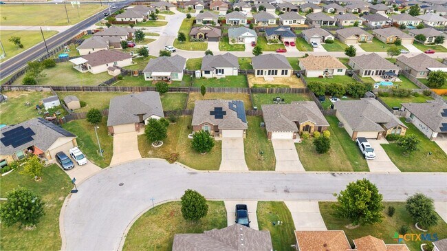 Building Photo - 1217 Roanoke Dr