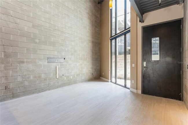 Building Photo - 217 N 12th St