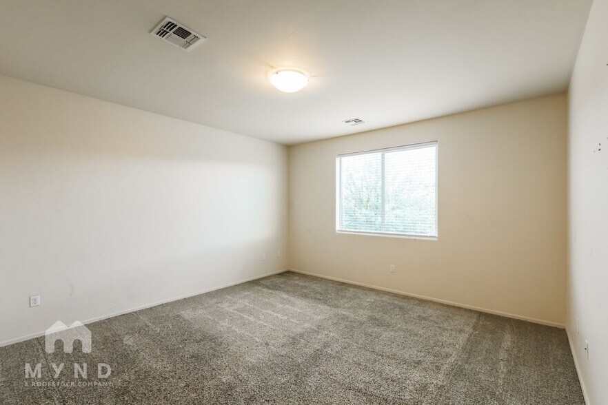 Building Photo - 2763 W Checkerspot Dr