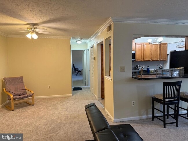 Building Photo - 7925 Mandan Rd