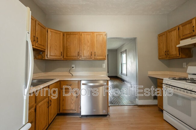 Building Photo - 1529 N 24th St