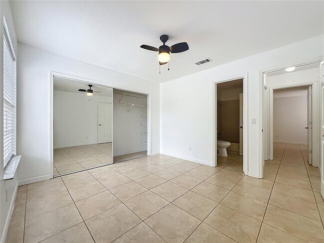 Building Photo - 645 Stafford Terrace
