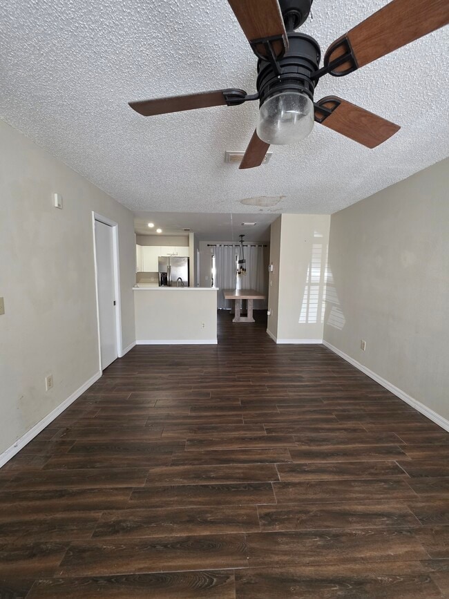 Building Photo - 12508 Castle Hill Dr