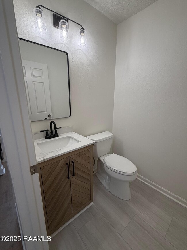 Building Photo - 110 W Bayou Pkwy