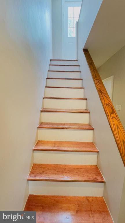 Building Photo - 719 N Uber St