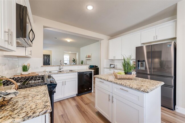 Building Photo - 3017 Bella Lago Dr