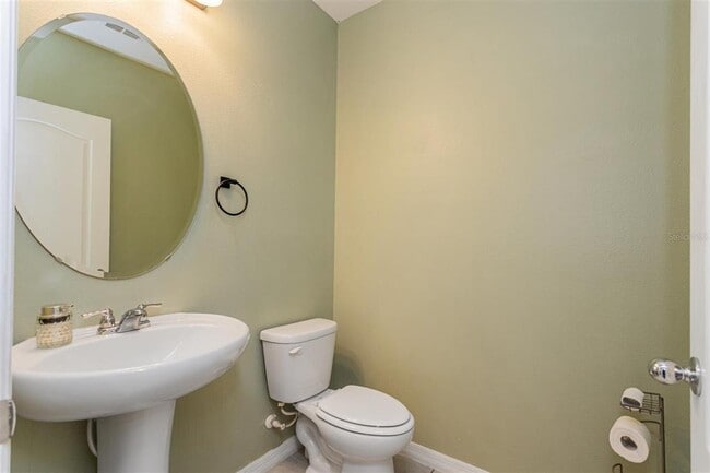 Building Photo - 2470 Valhalla Dr