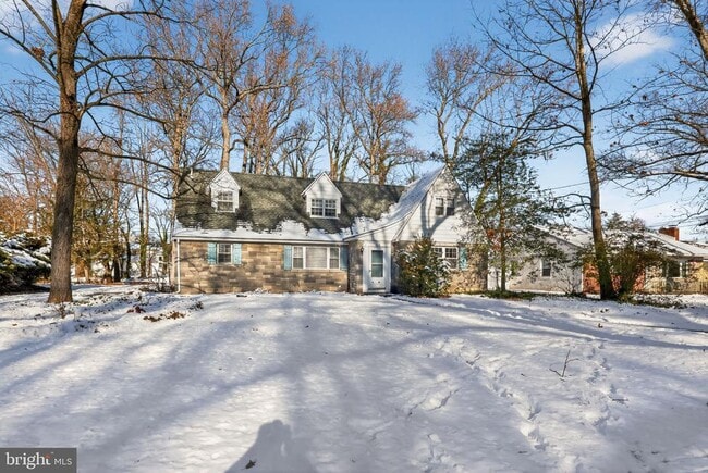 Building Photo - 109 W Park Blvd