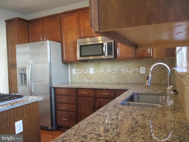 Building Photo - 2144 Little Sorrel Way