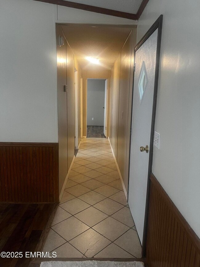 Building Photo - 5426 Chandler Rd