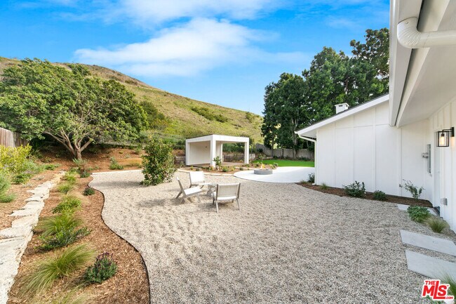 Building Photo - 6174 Paseo Cyn Dr