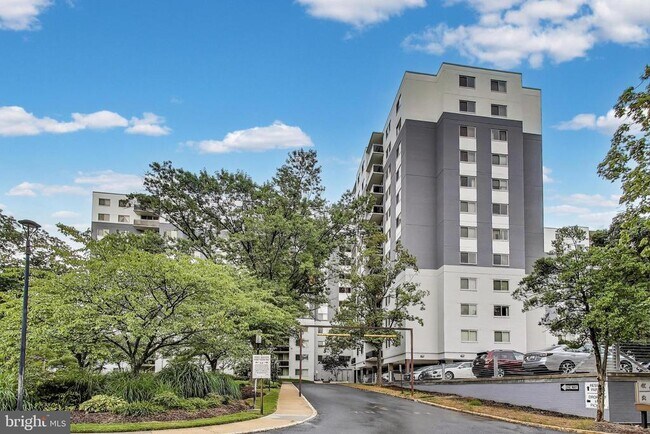 Building Photo - 7333 New Hampshire Ave