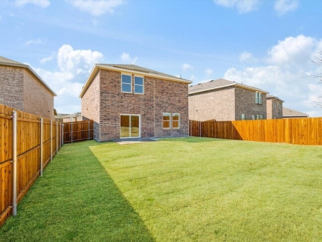 Building Photo - 2122 Mdw Pk Dr