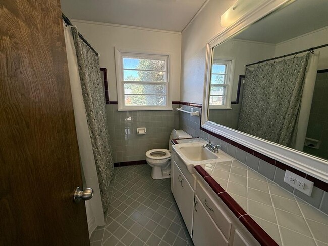Building Photo - 3032 NW 67th St