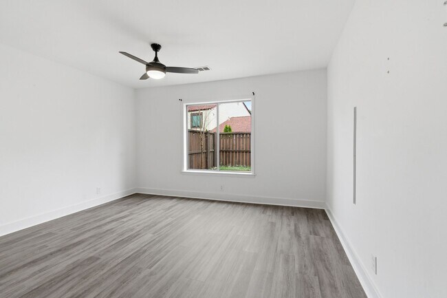 Building Photo - 4858 Quail Run