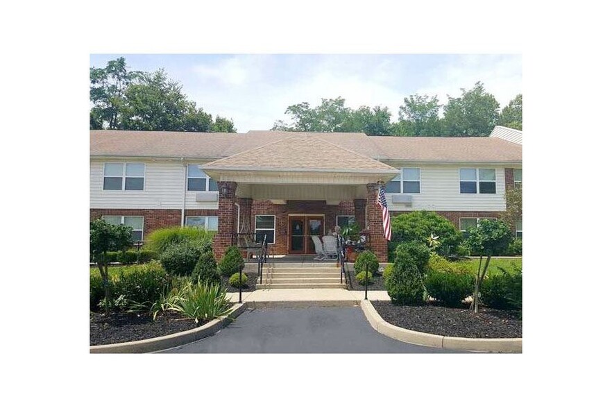 Building Photo - CREEKSIDE SENIOR APARTMENTS