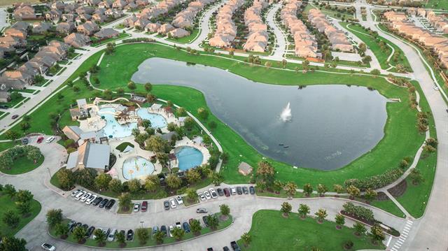 Primary Photo - 525 Rustic Oak Ln