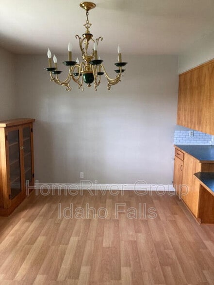 Building Photo - 510 N 15 W
