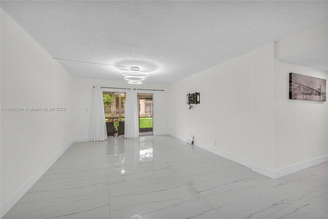 Building Photo - 4154 NW 90th Ave