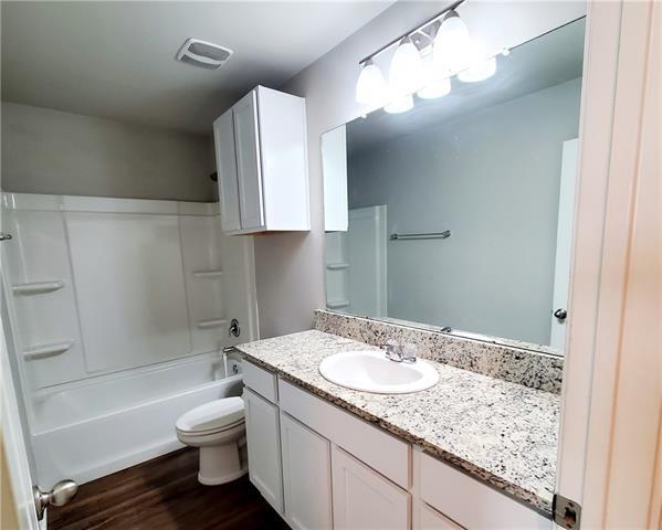 Building Photo - 42439 Evangeline Dr