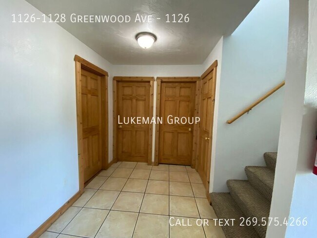 Building Photo - 1126-1128 Greenwood Ave-1126