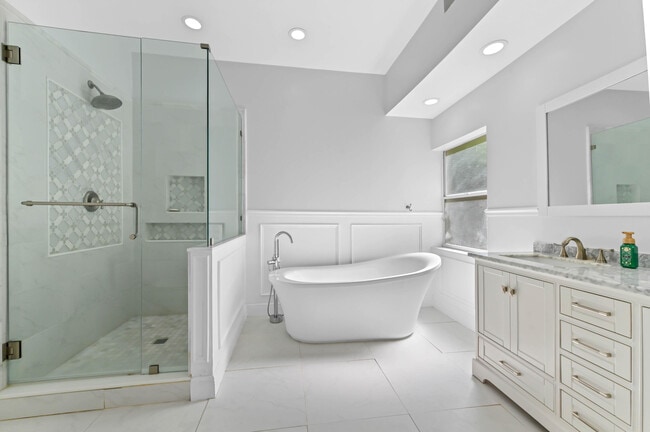 Building Photo - 17309 Balboa Point Way