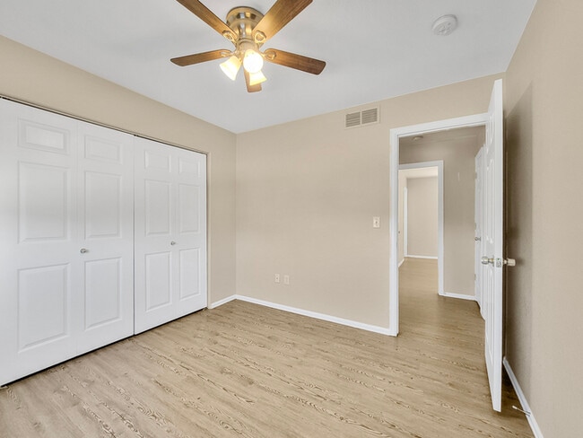 Building Photo - Charming 3 beds 2.5 baths in Firestone