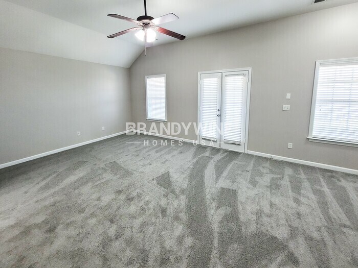 Building Photo - 967 Cairn Creek Dr
