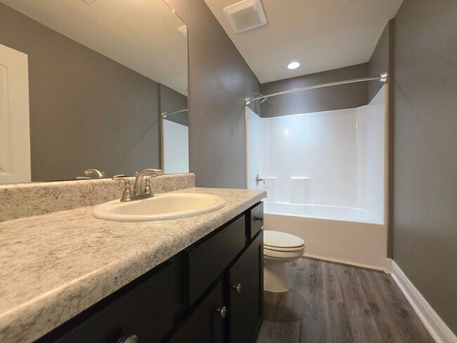 Building Photo - 14645 Birkdale Dr