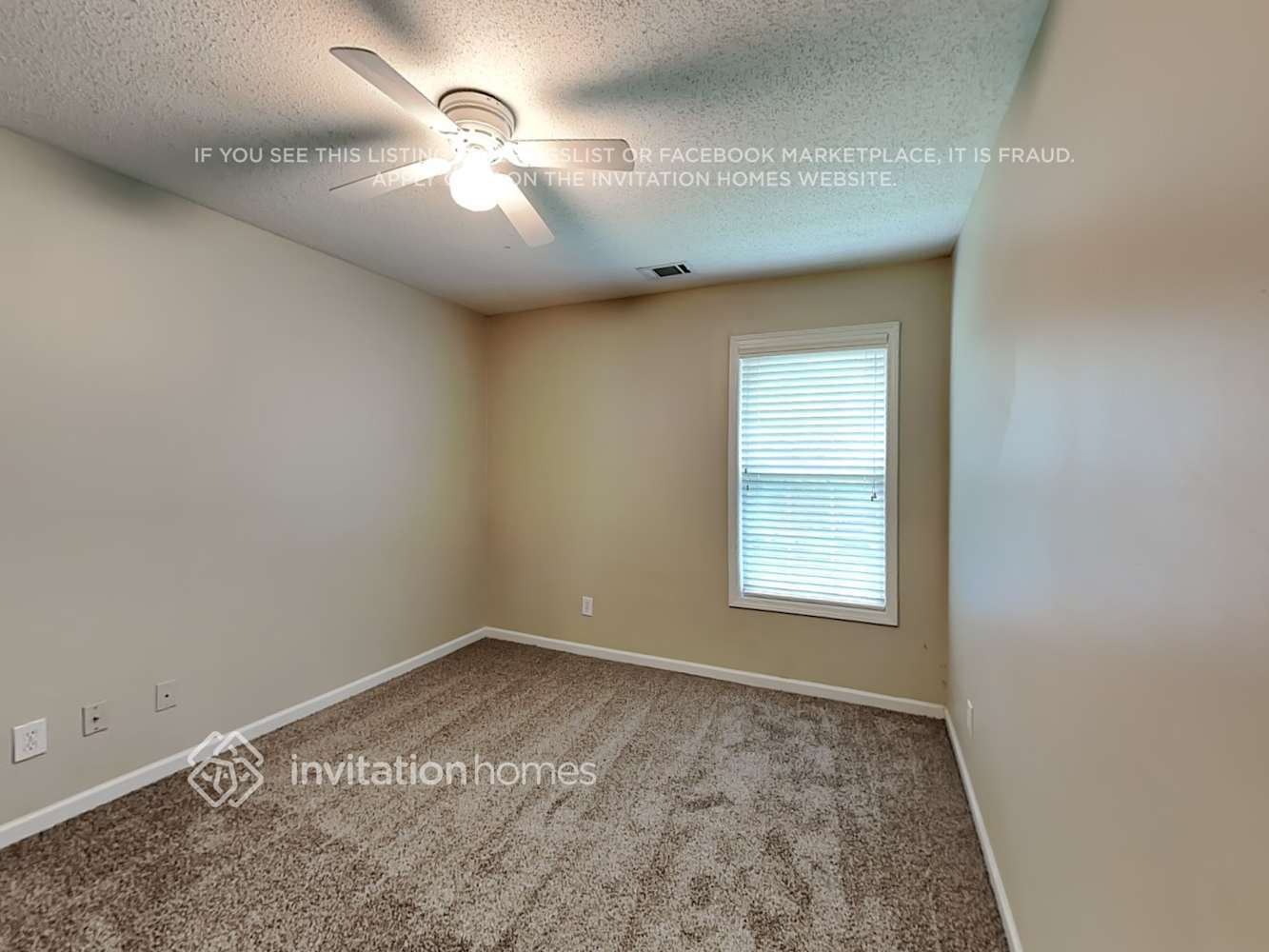 Building Photo - 10 Hawks Nest Ct