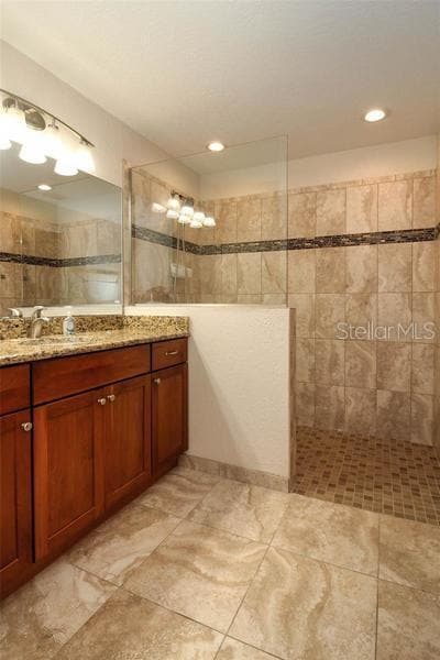Building Photo - 16352 SE 83rd Ave