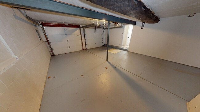 Building Photo - Updated 3 Bedroom McDonald Home For Rent