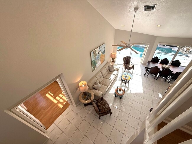Building Photo - 9392 Cascade Ct