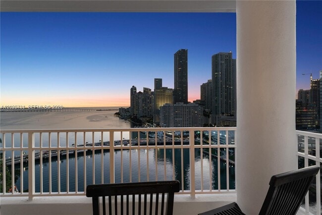 Building Photo - 701 Brickell Key Blvd