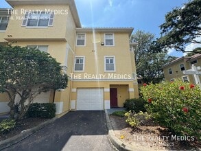 Building Photo - 1967 Legacy Cove Dr