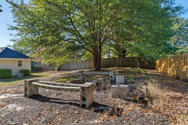 Building Photo - 281 Mill Branch Way