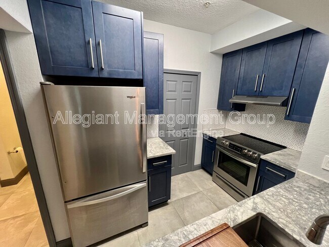 Building Photo - 5005 City St