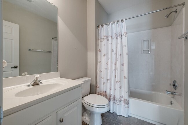 Building Photo - 218 Stoners Glen Ct