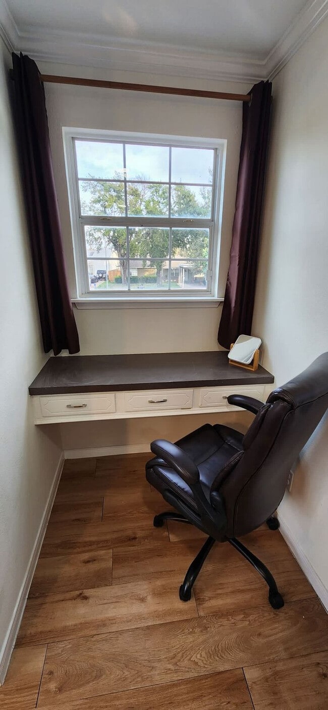 Building Photo - 3603 Zoch Ln