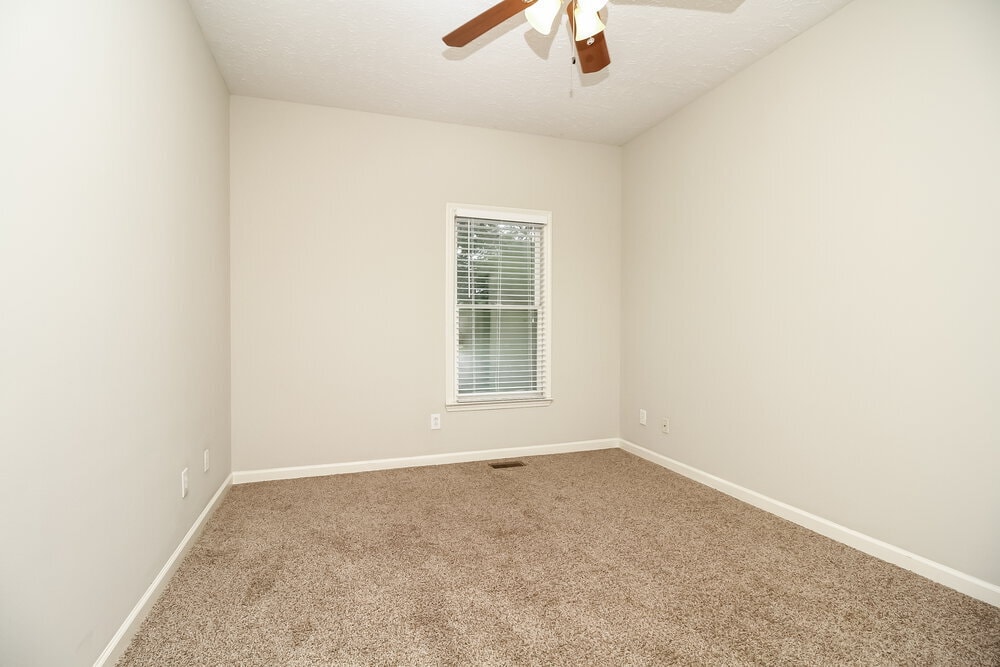 Building Photo - 1802 Cascade Ct