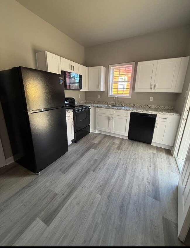 Building Photo - Charming 3-Bedroom Home in Winston-Salem