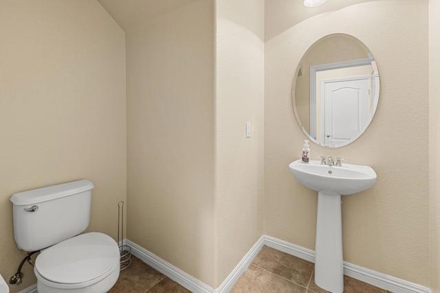 Building Photo - 851 Antilla Way