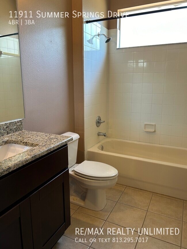 Building Photo - 11911 Summer Springs Dr