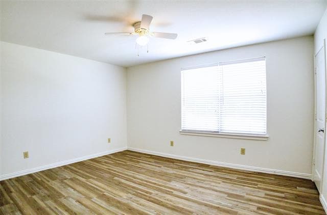 Building Photo - 1708 S Waco St