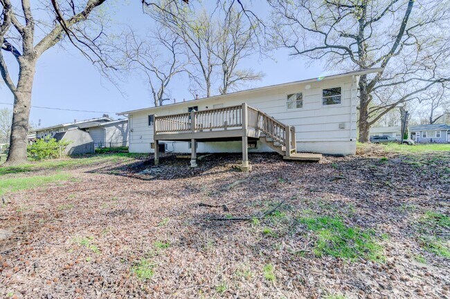 Building Photo - 49 Forestwood Dr
