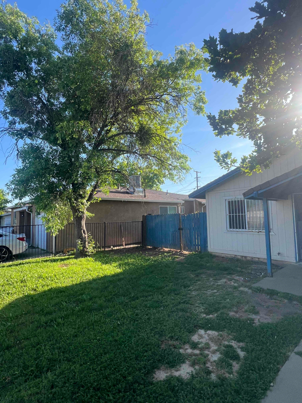 Building Photo - 3841 Haywood St