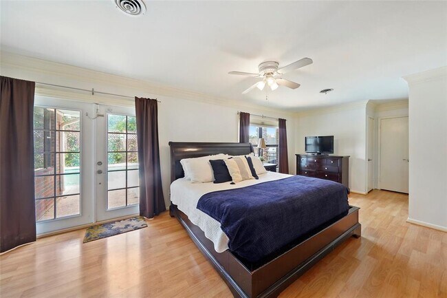 Building Photo - 6218 Wynnwood Ln