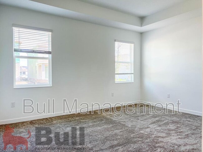 Building Photo - 11549 Rhyme Ave