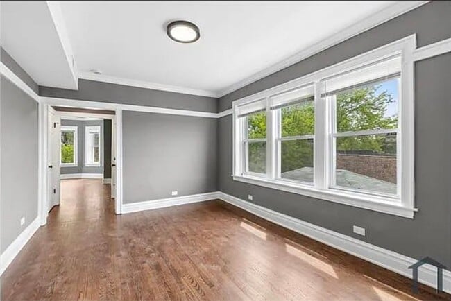 Building Photo - 8210 S Marshfield Ave