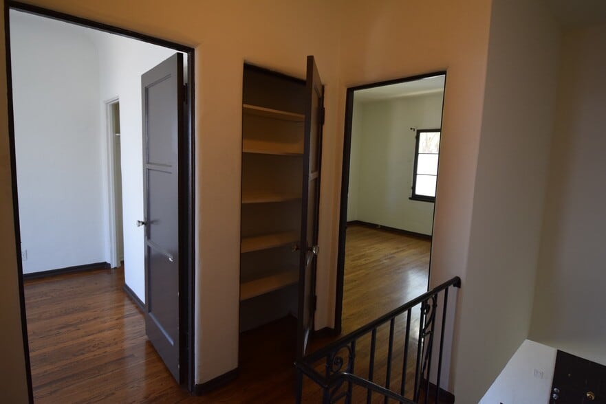 Building Photo - 1417 S Crescent Heights Blvd